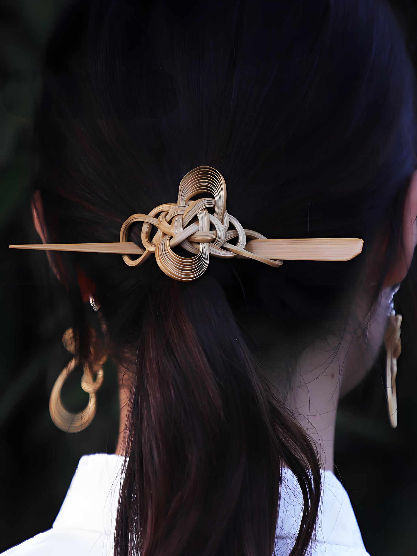 Knot Design Hairpin