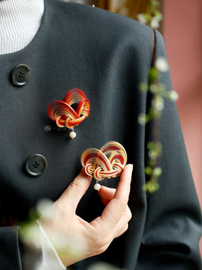 Bamboo Cloud-shaped Brooch