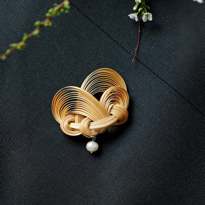 Bamboo Cloud-shaped Brooch