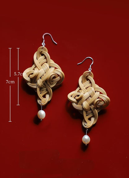 Knot-design Earrings